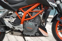New KTM 390 Duke photo gallery